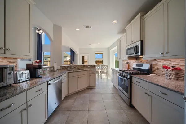 $3,100 | 1707 Benbrook Hollow Lane, Brookshire, TX 77423