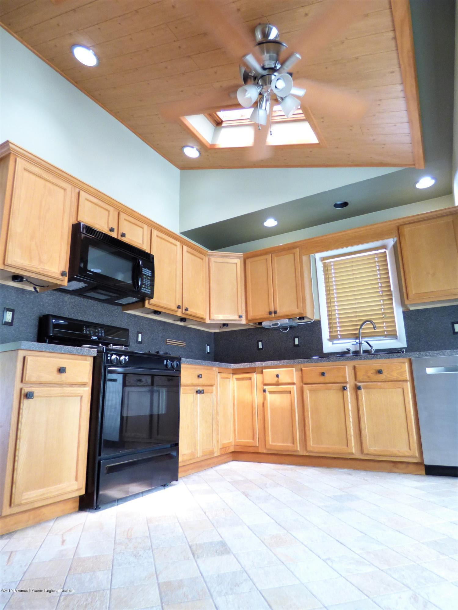 1255 Aldrich Road Jackson, NJ 08527 - Photo 3 of 25 1255 Aldrich 2