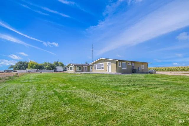 $999,990 | 8481 Big Foot Road, Melba, ID 83641