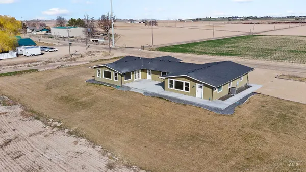 $999,990 | 8481 Big Foot Road, Melba, ID 83641