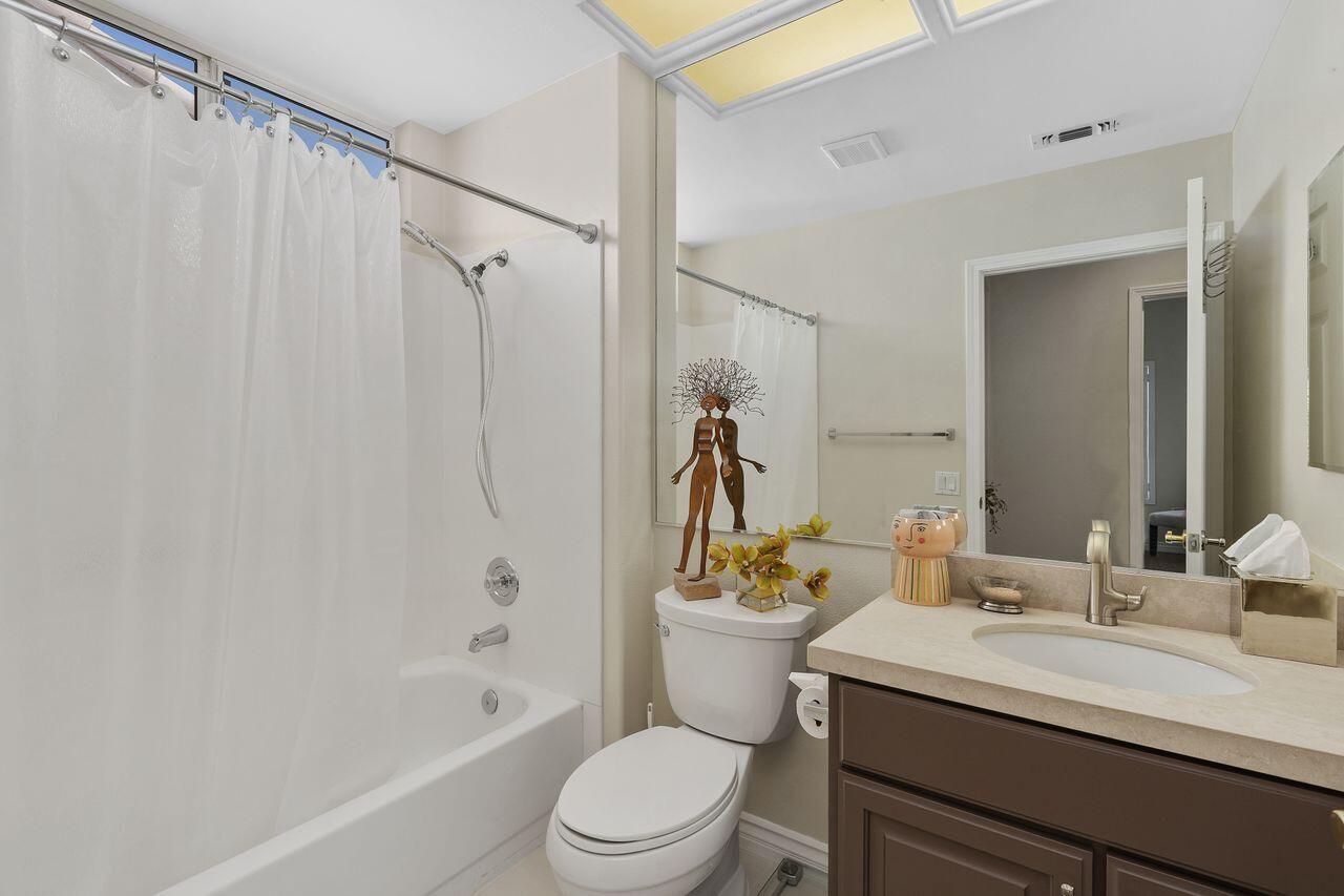 78560 Crystal Falls Road Palm Desert, CA 92211 - Photo 24 of 37 24_11870676_182440_182440-EI-124