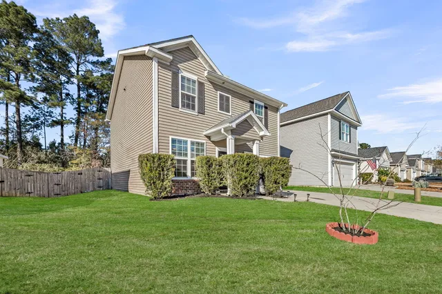 $319,500 | 1654 Eider Down Drive, Summerville, SC 29483