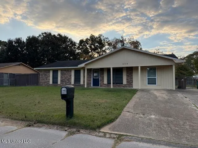 $1,350 | 320 Springdale Circle, D'Iberville, MS 39540
