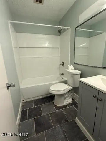 $1,350 | 320 Springdale Circle, D'Iberville, MS 39540