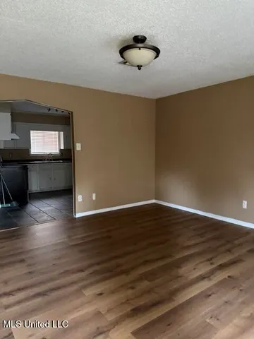 $1,350 | 320 Springdale Circle, D'Iberville, MS 39540