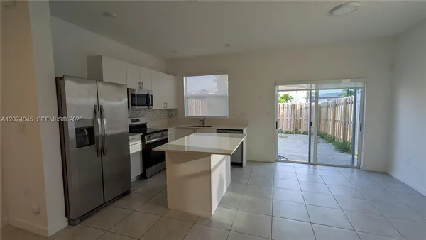 $2,450 | 16286 Southwest 292nd Street, Unit 16286, Homestead, FL 33033