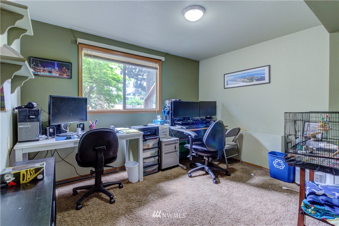 2515 168th Street Southeast Bothell, WA 98012 - Photo 14 of 25 Gallery Image 14