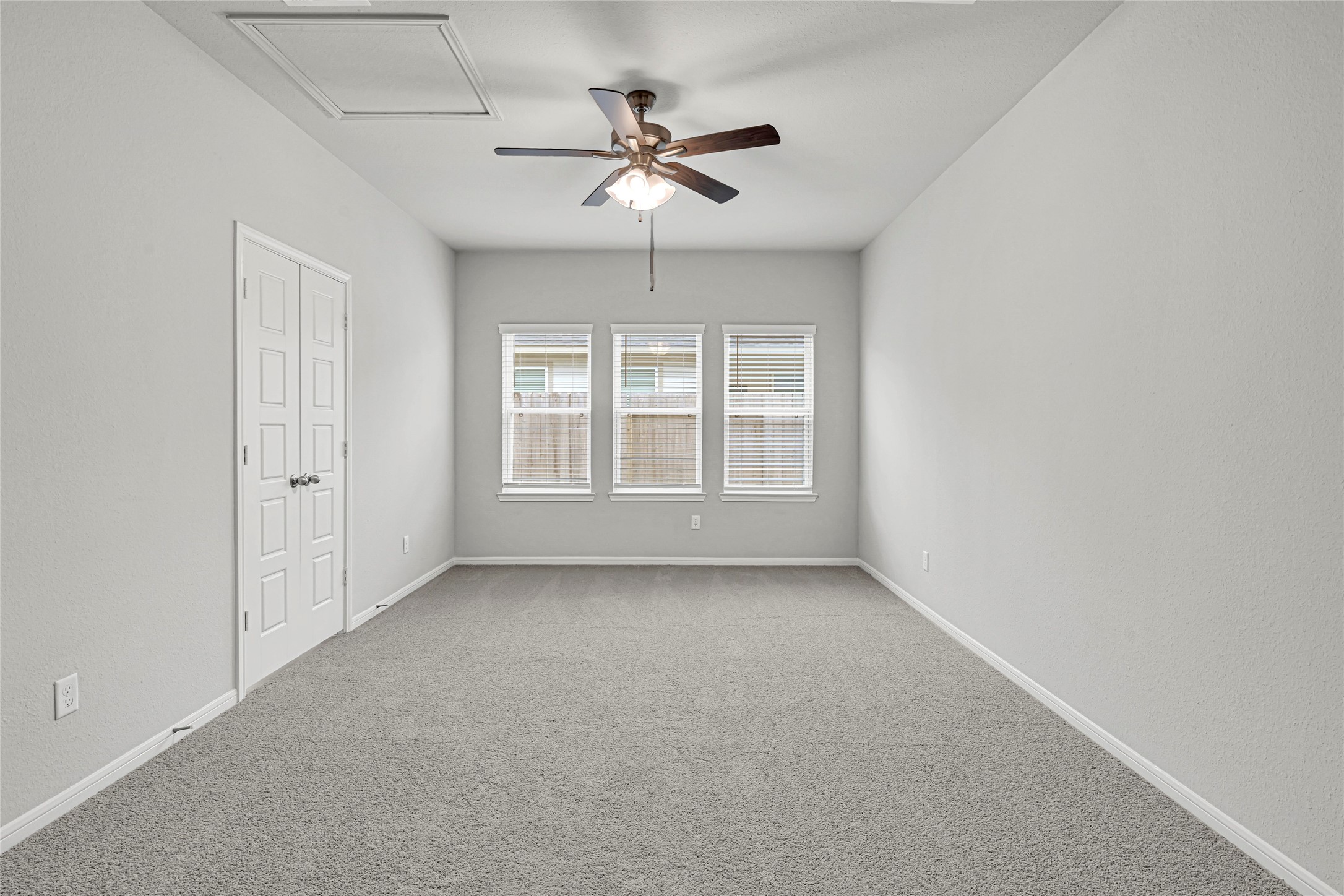 2106 Spring Hollow Drive Baytown, TX 77521 - Photo 14 of 31