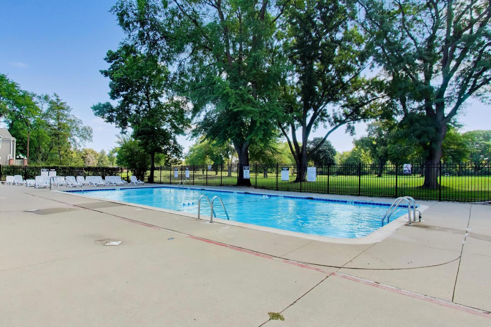1456 North Elmhurst Road, Unit 101A Mount Prospect, IL 60056 - Photo 39 of 40 Gallery Image 39