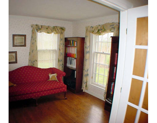 14 Woodstone Road Northborough, MA 01532 - Photo 5 of 7 Gallery Image 5