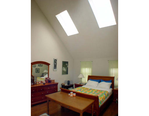 14 Woodstone Road Northborough, MA 01532 - Photo 6 of 7 Gallery Image 6