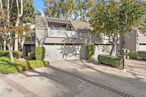 $4,350 | 8 Rocky Glen, Irvine, CA 92603