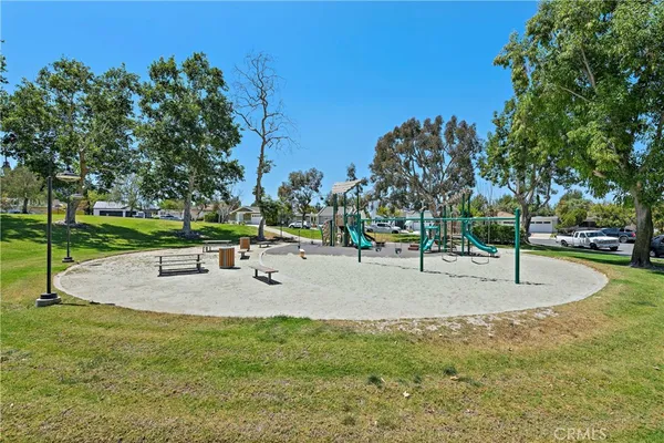 $4,350 | 8 Rocky Glen, Irvine, CA 92603