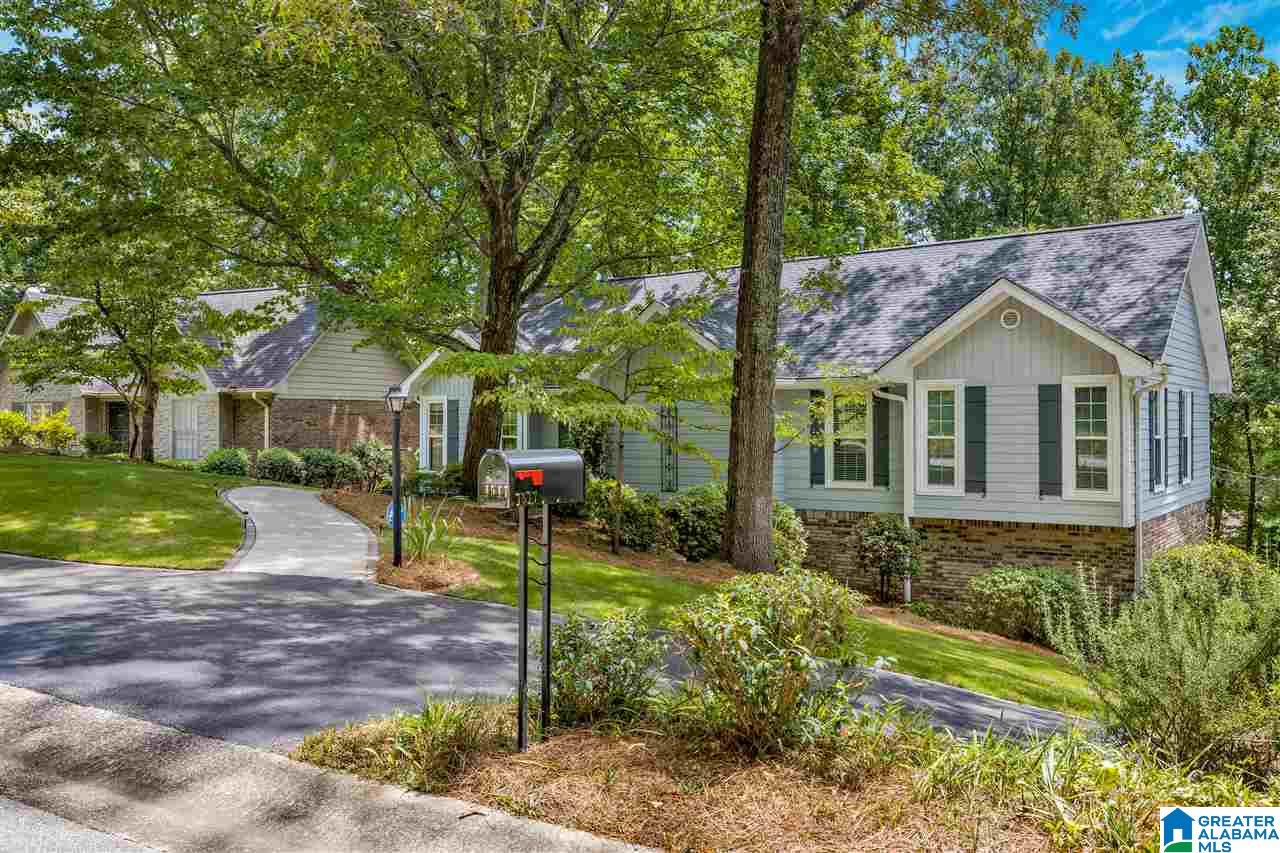1517 Saulter View Road Birmingham, AL 35209 - Photo 2 of 30