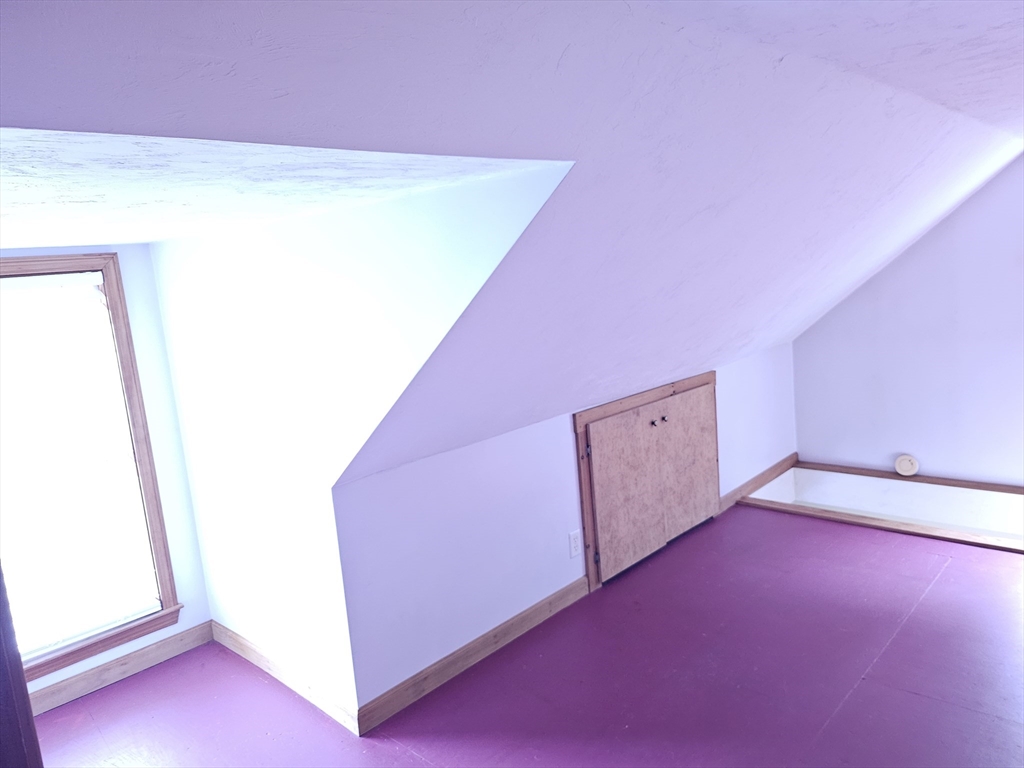 5 Old Thompson Road Webster, MA 01570 - Photo 15 of 20