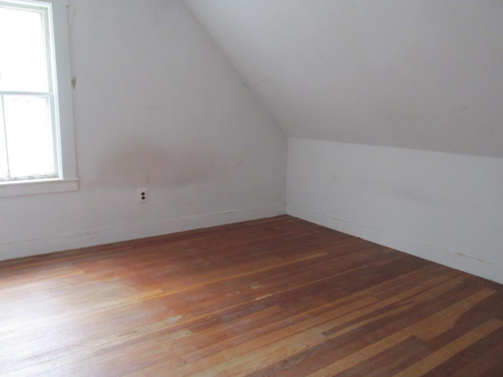 10647 S Road Woodstock, VT 05091 - Photo 10 of 15 Gallery Image 10