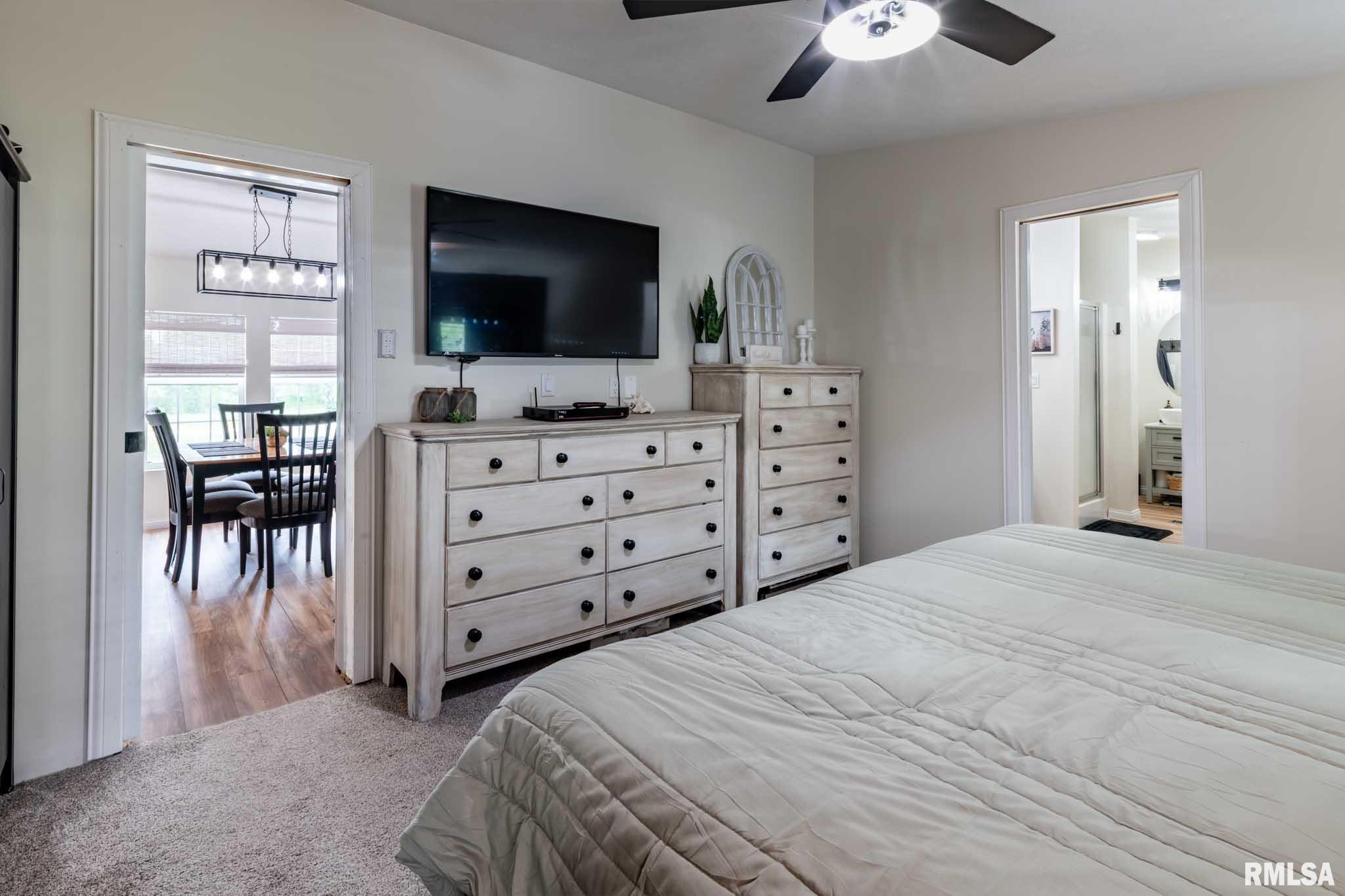 8873 Bennett Road Benton, IL 62812 - Photo 17 of 45