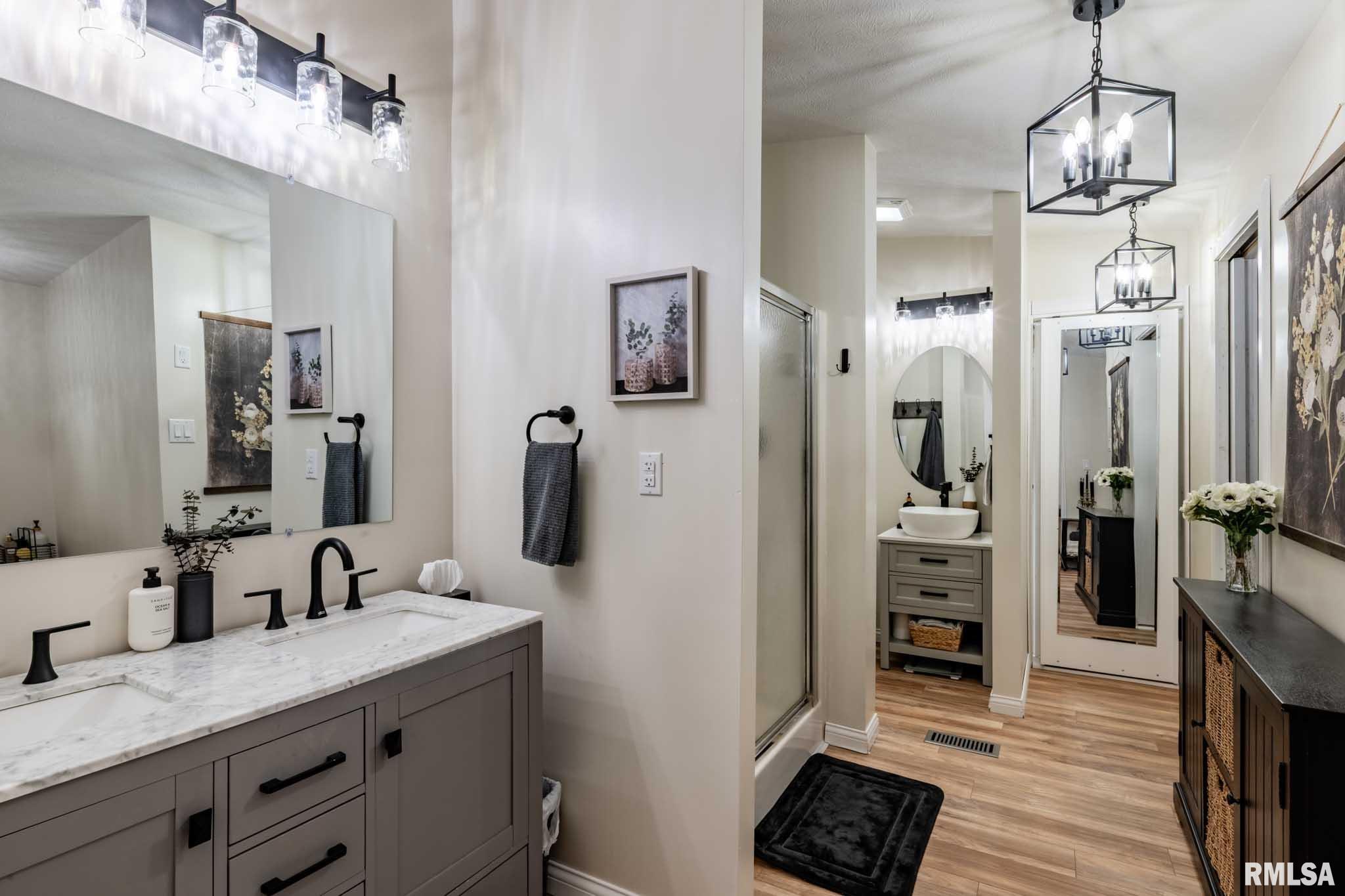 8873 Bennett Road Benton, IL 62812 - Photo 18 of 45