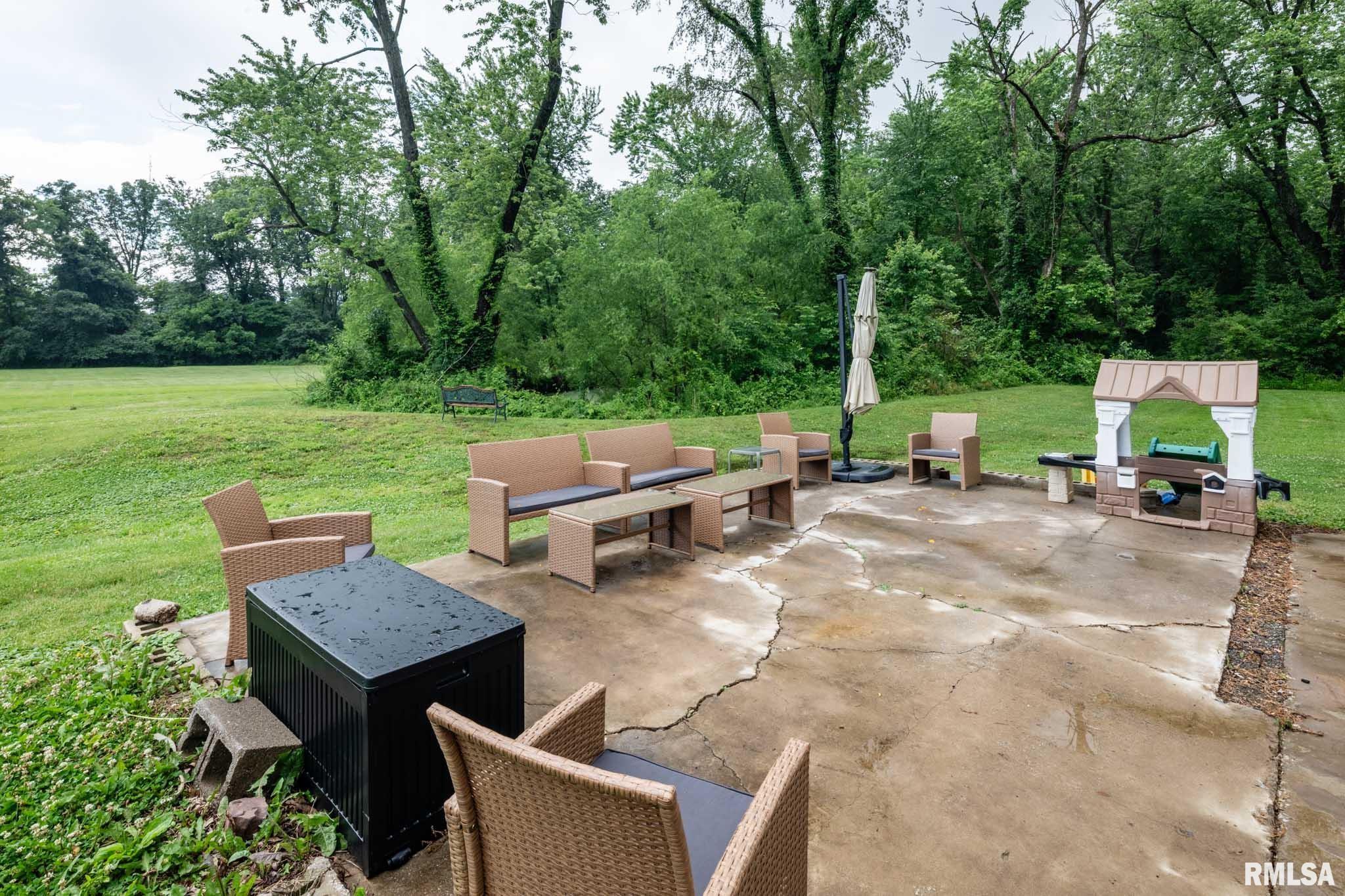 8873 Bennett Road Benton, IL 62812 - Photo 31 of 45