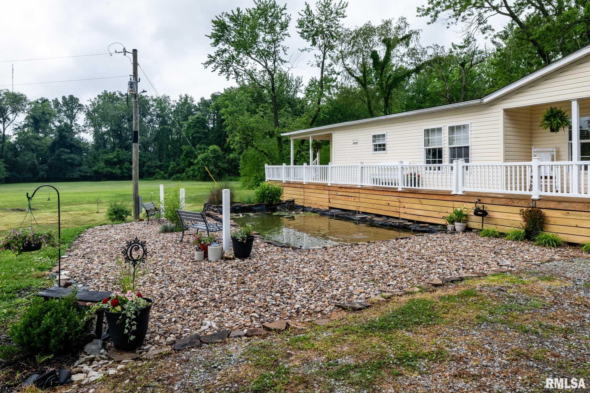 8873 Bennett Road Benton, IL 62812 - Photo 33 of 45