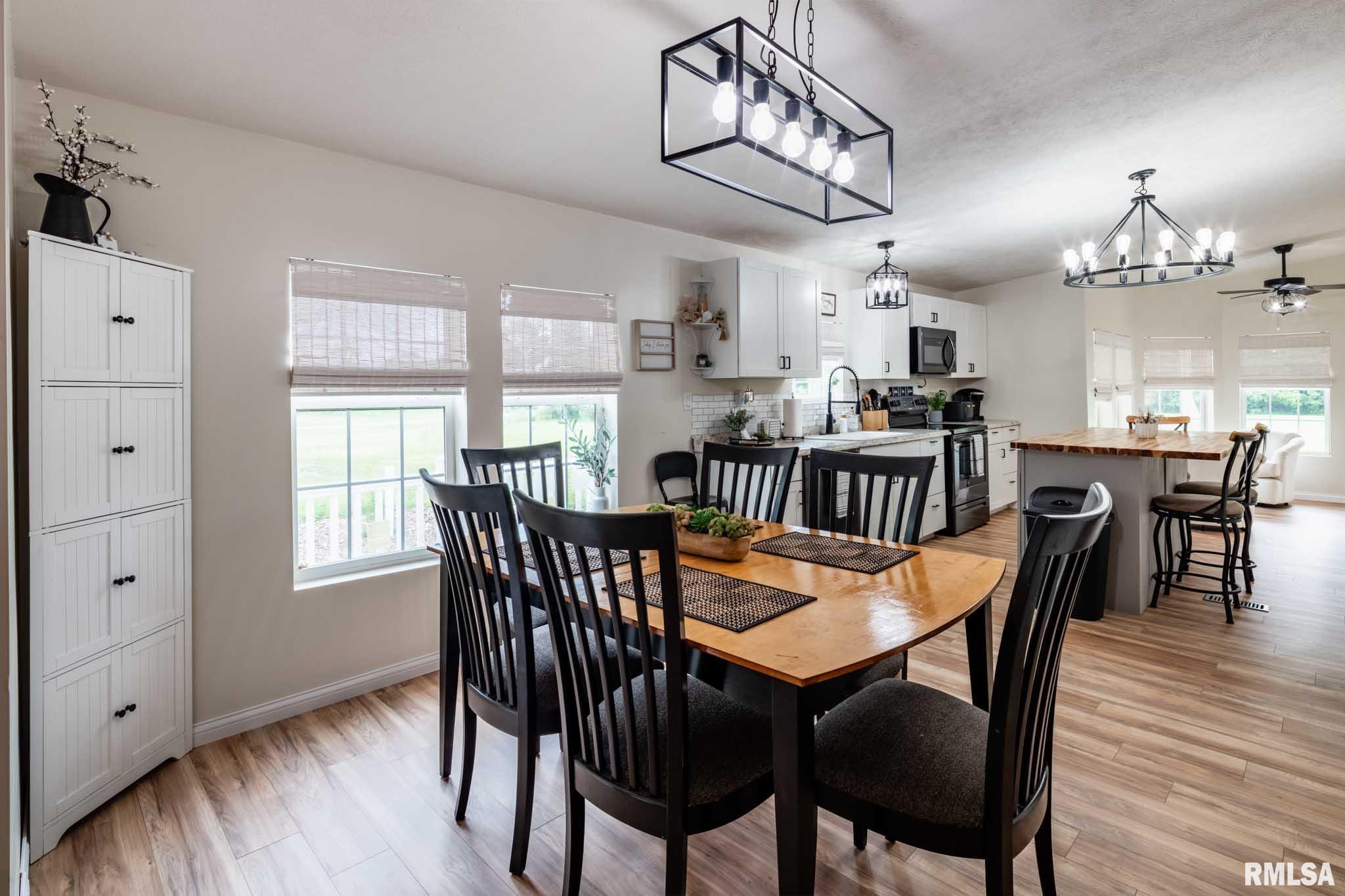 8873 Bennett Road Benton, IL 62812 - Photo 9 of 45