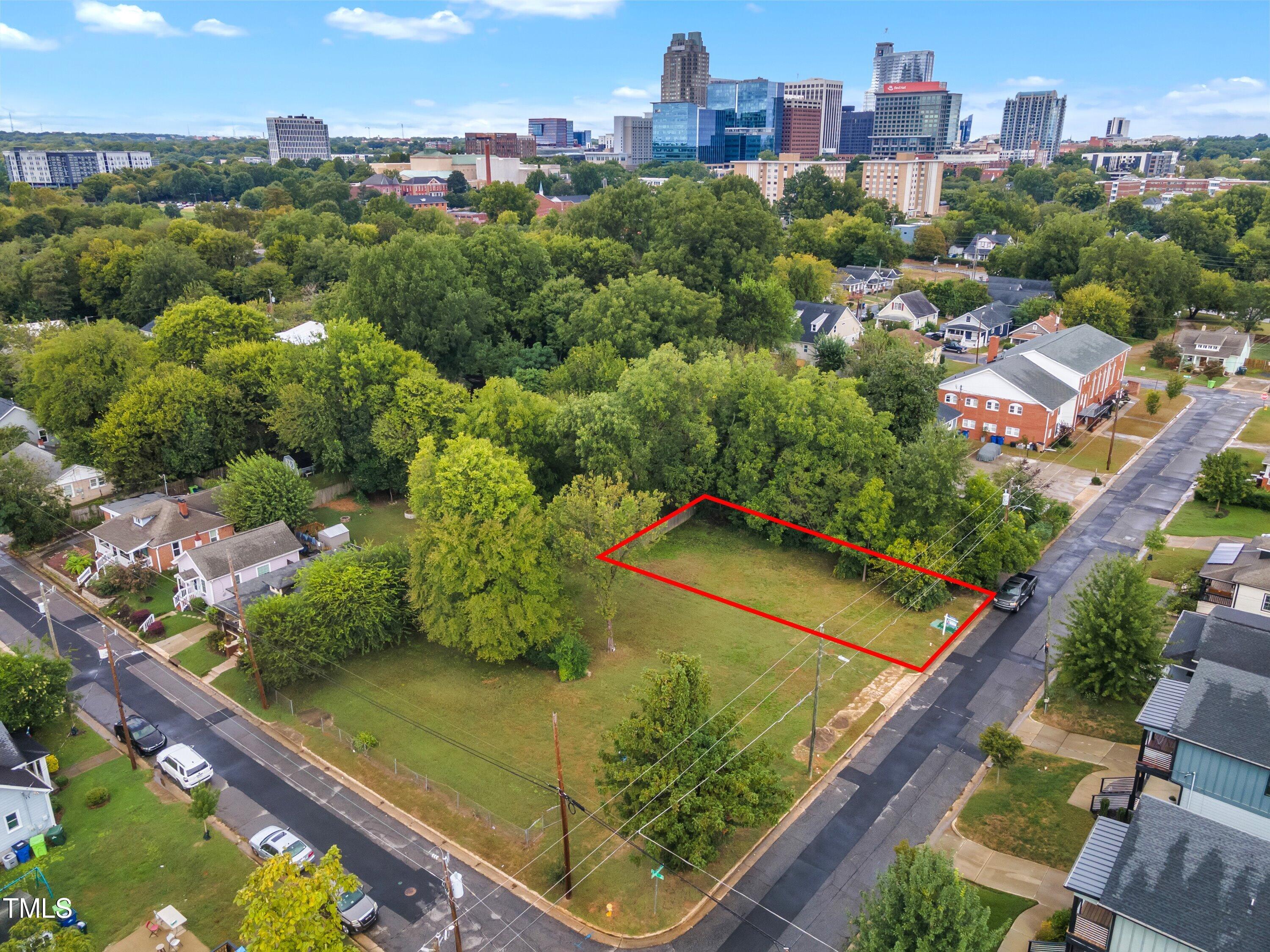 918 South Bloodworth Street Raleigh, NC 27601 - Photo 3 of 18 03-03-918-S-Bloodworth-St-2a