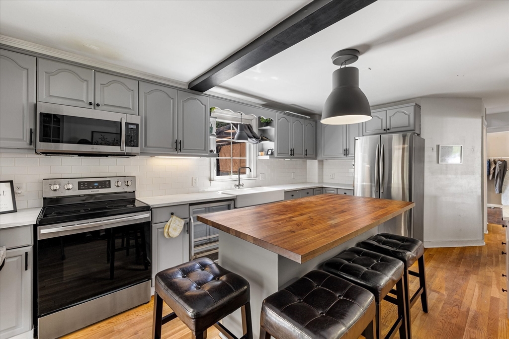 125 Fair Oak Road Springfield, MA 01128 - Photo 14 of 29