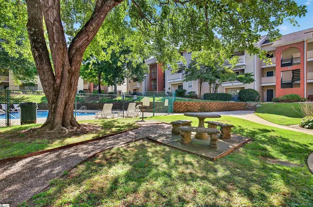 $160,000 | 2601 Duncan Chapel Road, Unit G301, Greenville, SC 29617