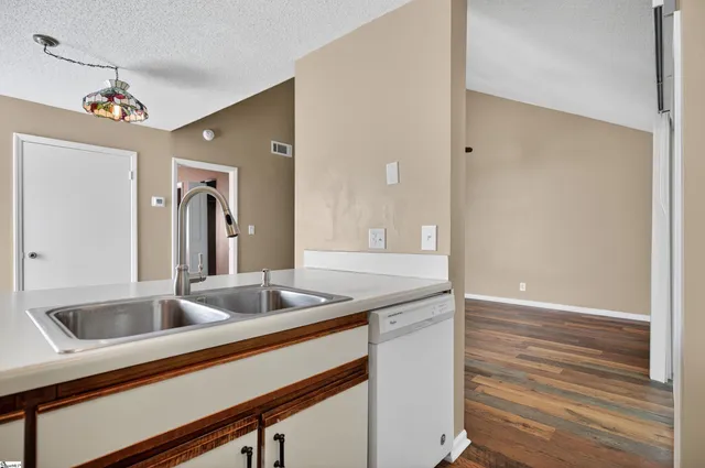 $160,000 | 2601 Duncan Chapel Road, Unit G301, Greenville, SC 29617