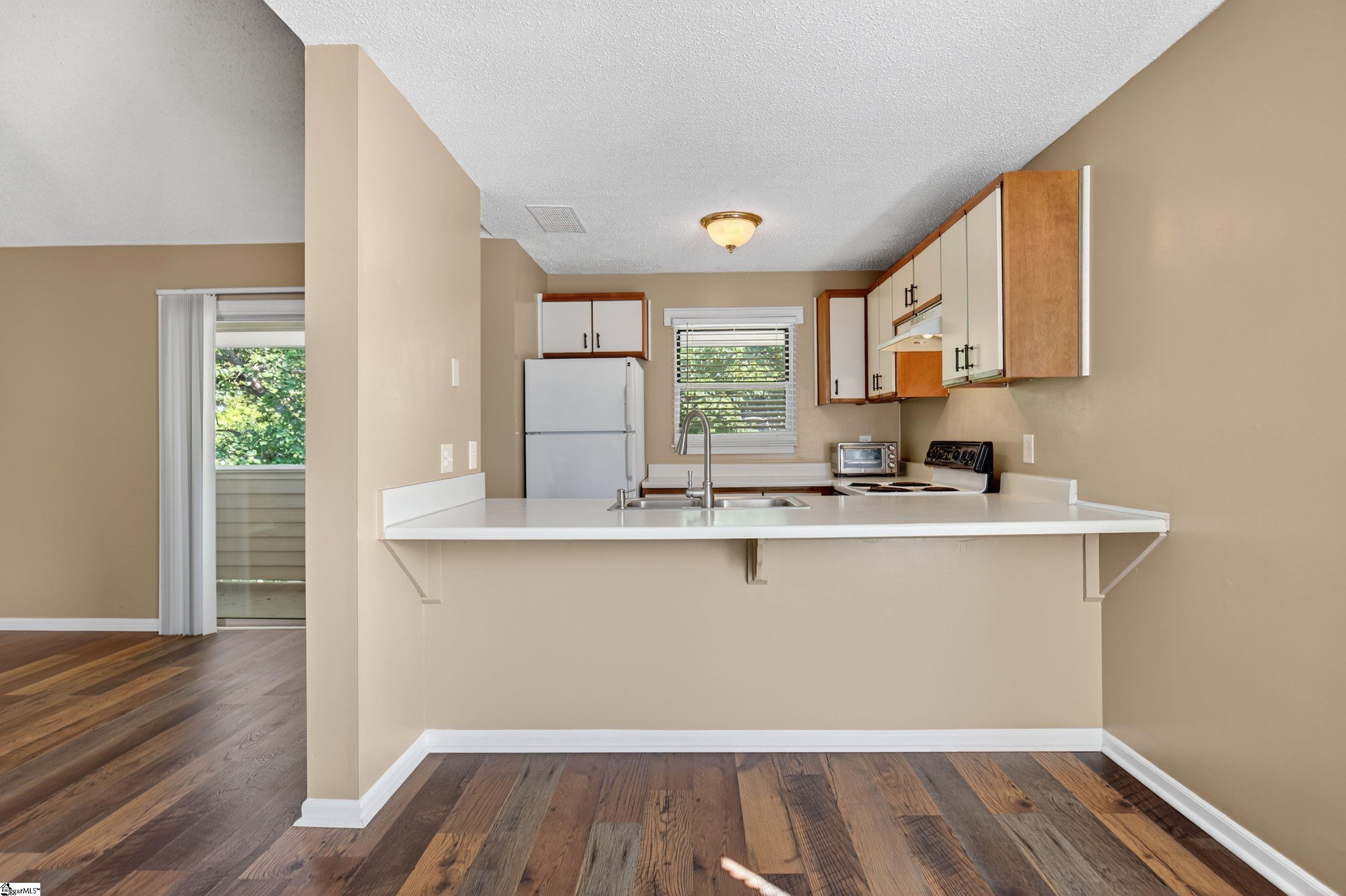 2601 Duncan Chapel Road, Unit G301 Greenville, SC 29617 - Photo 6 of 30