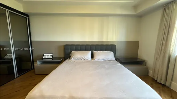 $5,500 | 20000 East Country Club Drive, Unit 1016, Aventura, FL 33180