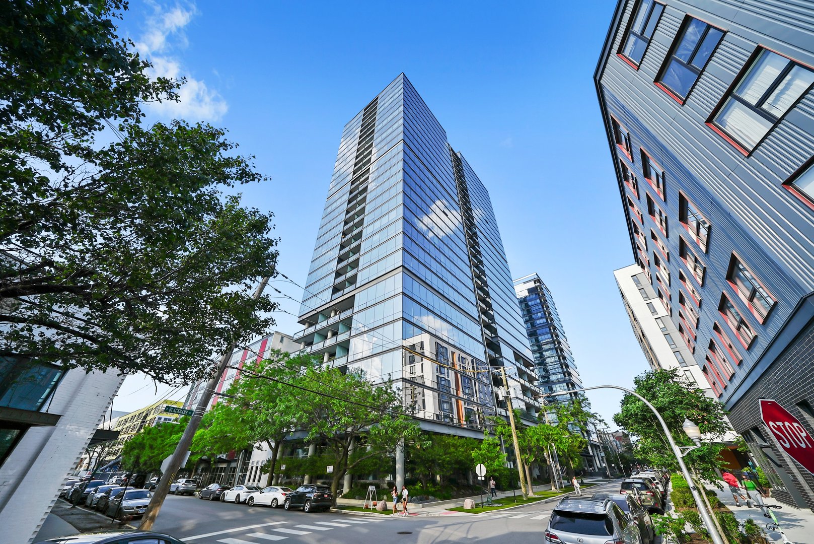 860 West Blackhawk St Unit 2106  