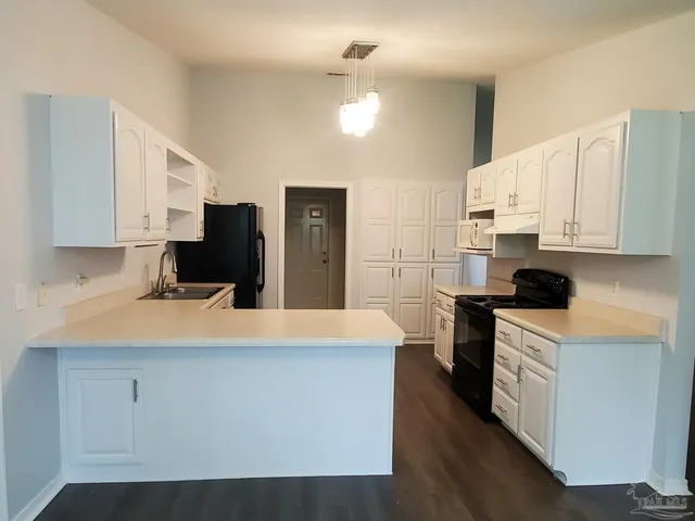 $2,000 | 5065 Copperfield Drive, Pace, FL 32571