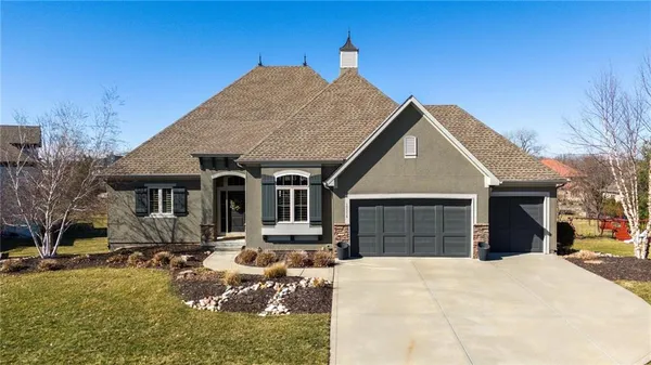 $975,000 | 15516 Stearns Street, Overland Park, KS 66221