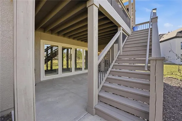 $975,000 | 15516 Stearns Street, Overland Park, KS 66221