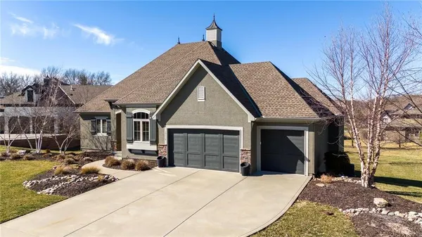 $975,000 | 15516 Stearns Street, Overland Park, KS 66221
