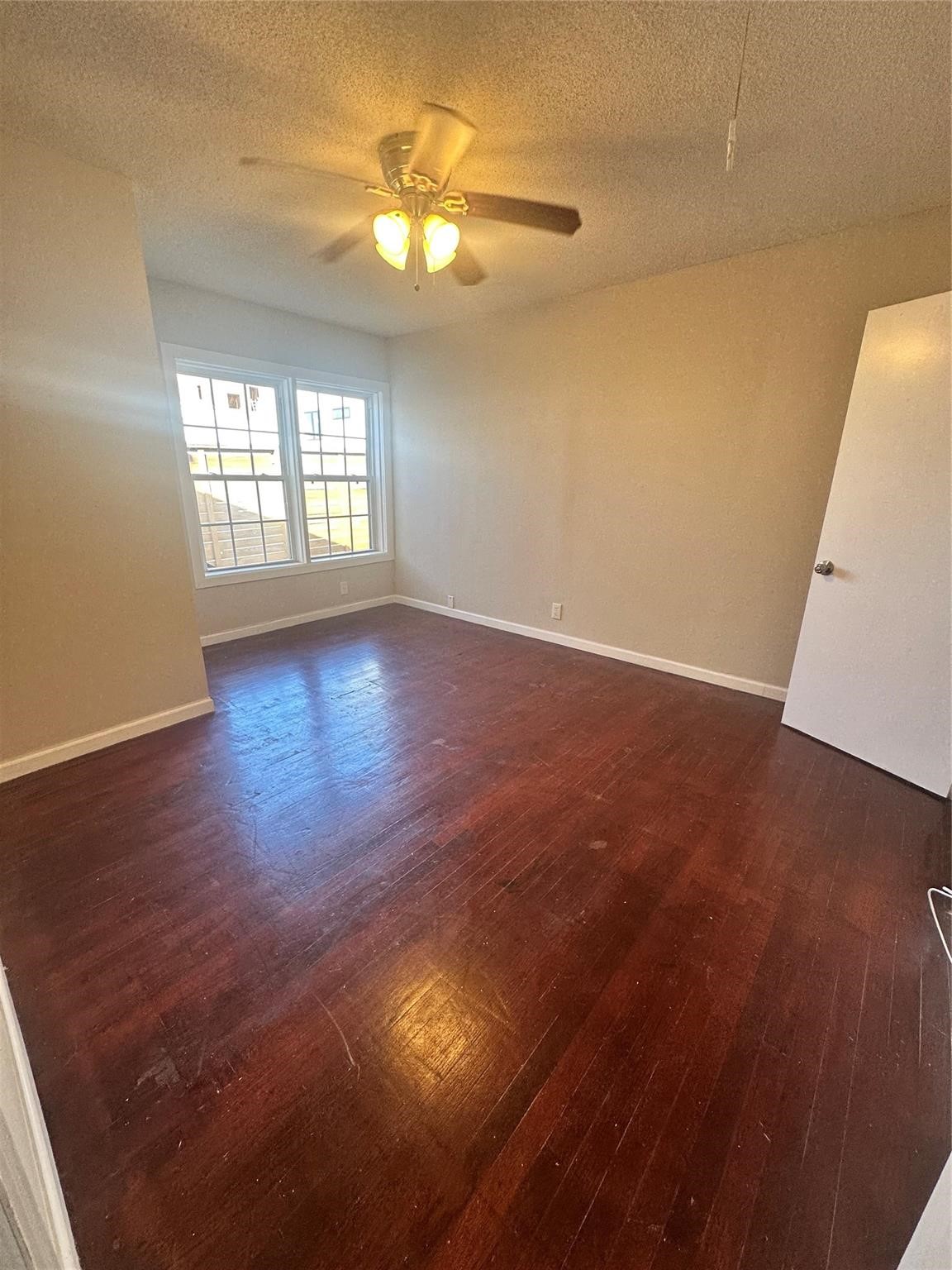 3571 Daphne Street Houston, TX 77021 - Photo 7 of 15