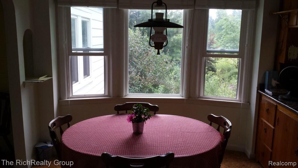 9461 Napier Road Northville, MI 48167 - Photo 13 of 40 2014-07-27 13.52