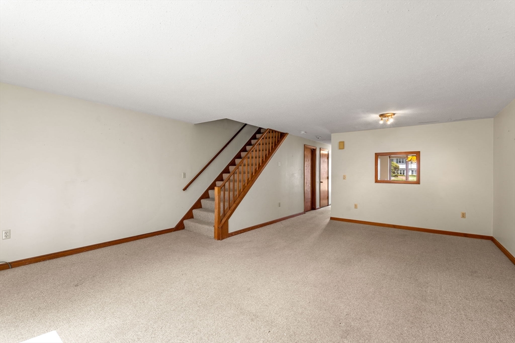 174 Lowell Road, Unit 71 Mashpee, MA 02649 - Photo 7 of 25 Gallery Image 7