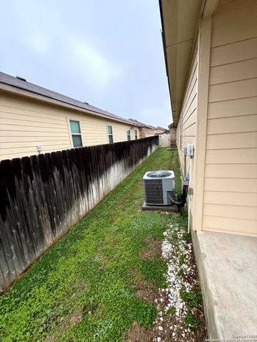 $1,450 | 228 Ragsdale Way, New Braunfels, TX 78130