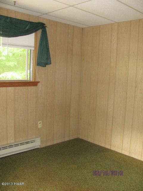 11 Holland Road Hawley, PA 18428 - Photo 14 of 17