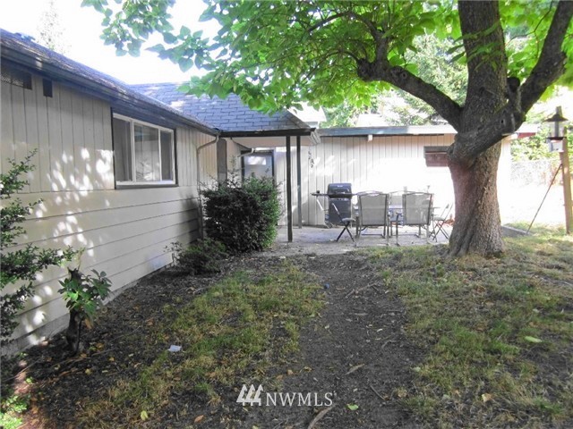 4004 Petersville Road Northeast Bremerton, WA 98310 - Photo 14 of 15 Gallery Image 14