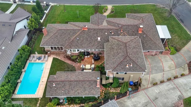 $1,995,000 | 401 Lawson Way, Sacramento, CA 95864