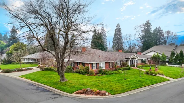 $1,995,000 | 401 Lawson Way, Sacramento, CA 95864