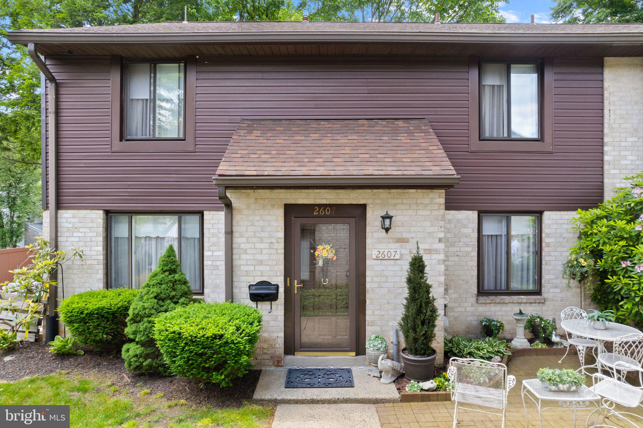 2607 Red Oak Circle Springfield, PA 19064 - Photo 1 of 19 Gallery Image 1