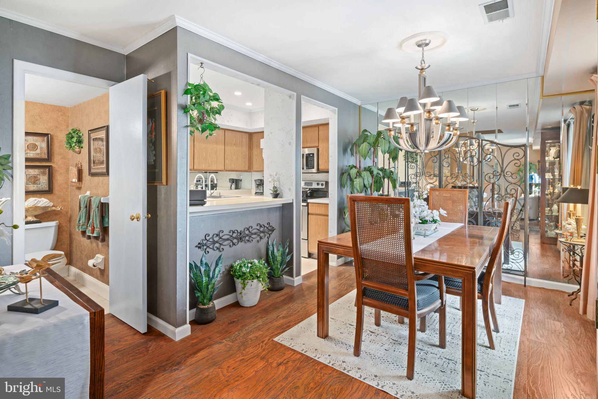 2607 Red Oak Circle Springfield, PA 19064 - Photo 8 of 19 Gallery Image 8