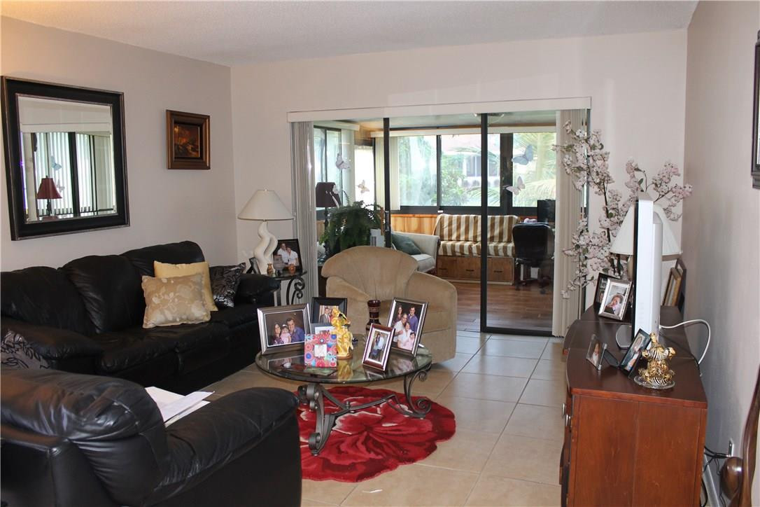 5267 Minto Road Boynton Beach, FL 33472 - Photo 8 of 25 Photo 8