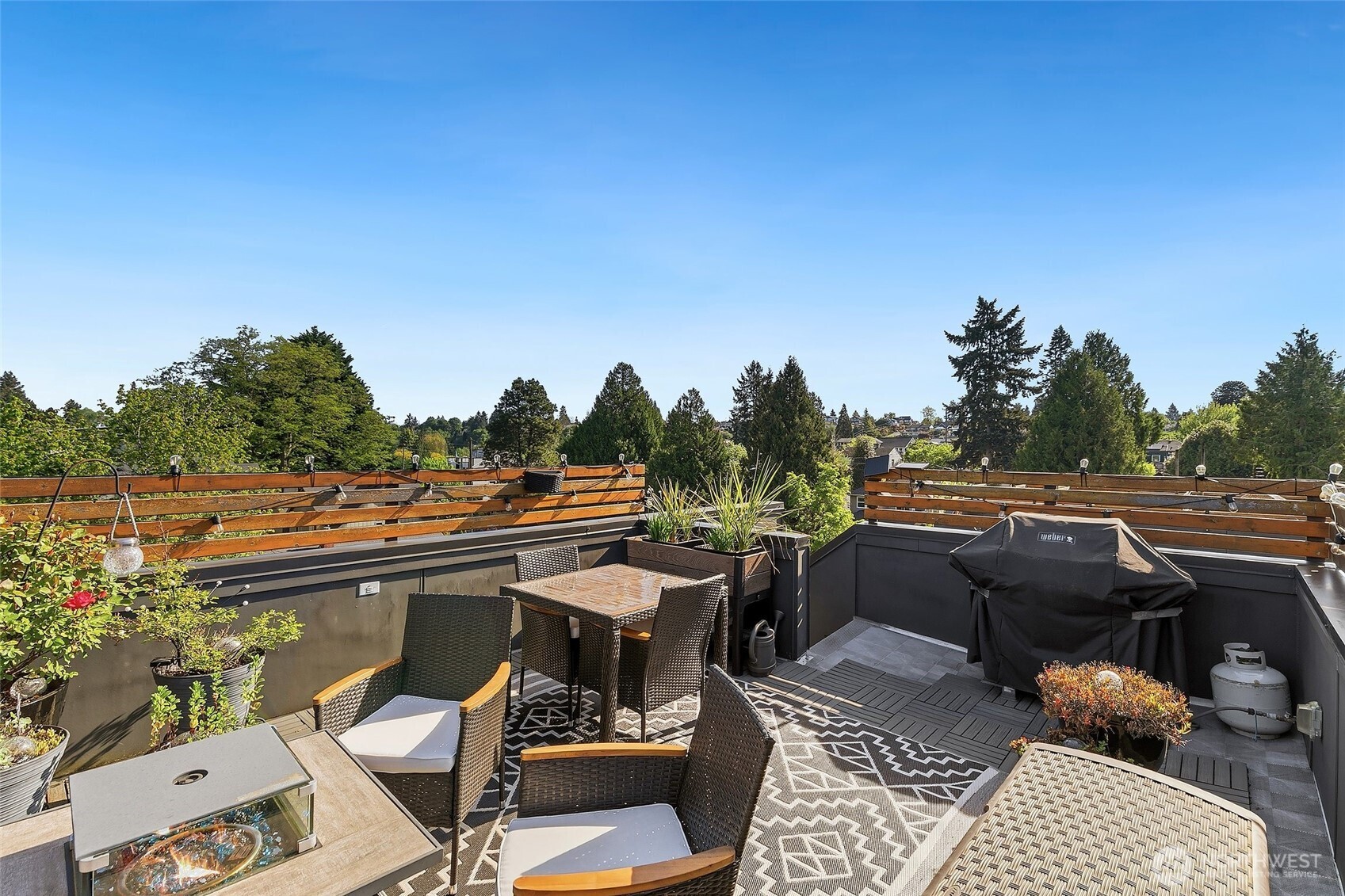 5953 Fauntleroy Way Southwest, Unit D Seattle, WA 98136 - Photo 24 of 29