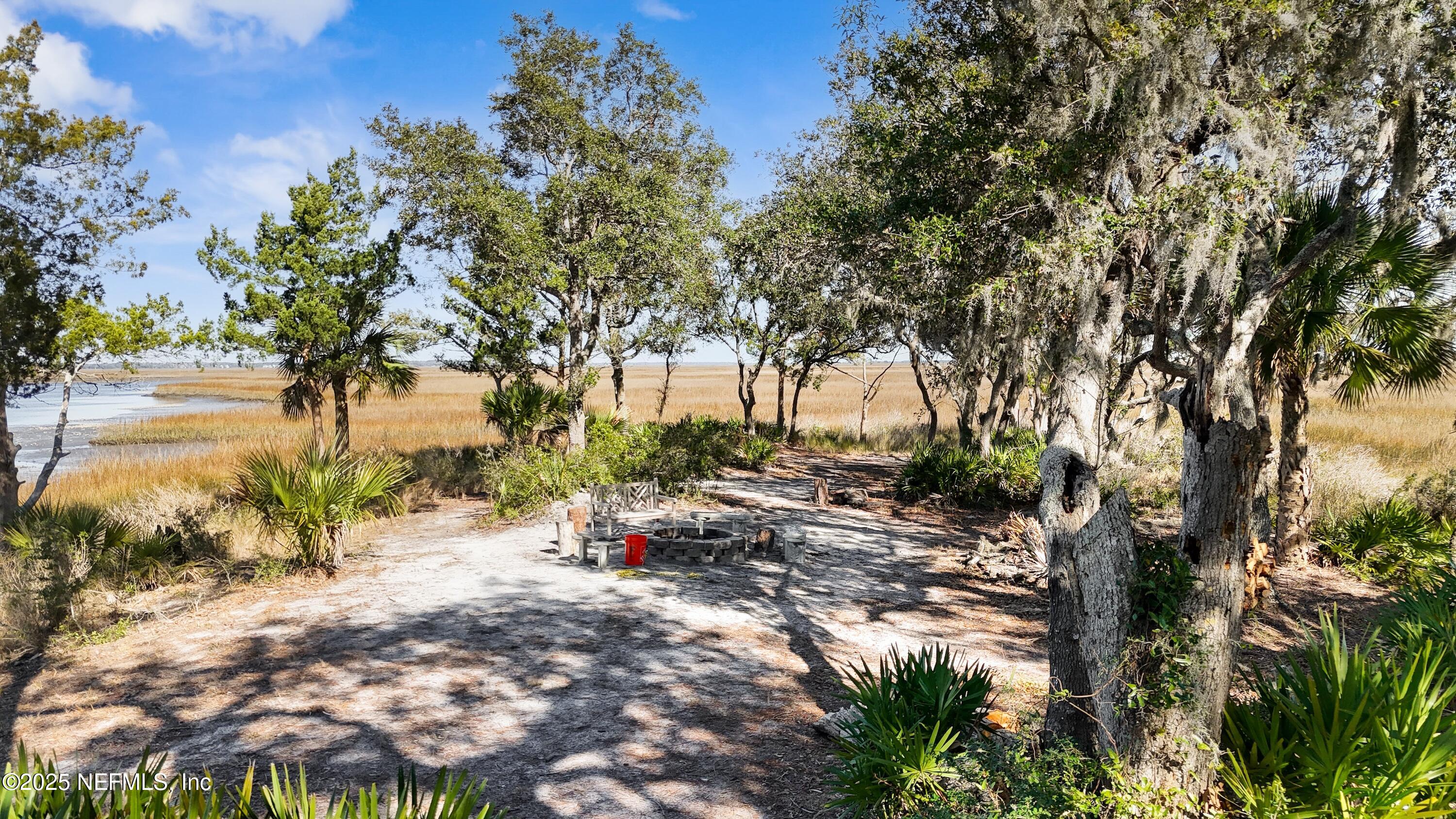 29041 Grandview Manor Yulee, FL 32097 - Photo 19 of 21 DJI_20250126134621_0058_D