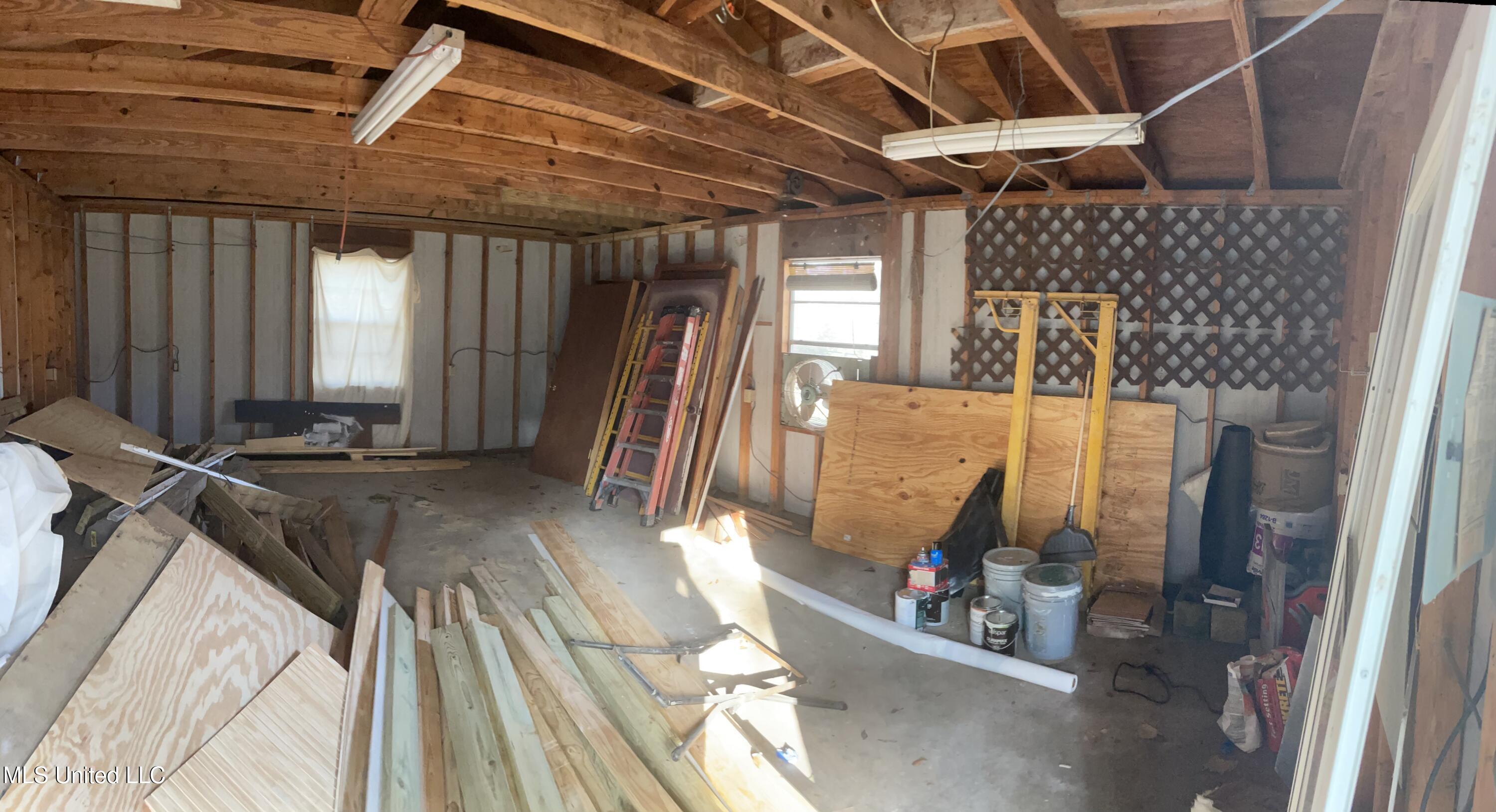 2403 9th Street Pascagoula, MS 39567 - Photo 12 of 24 IMG_8767